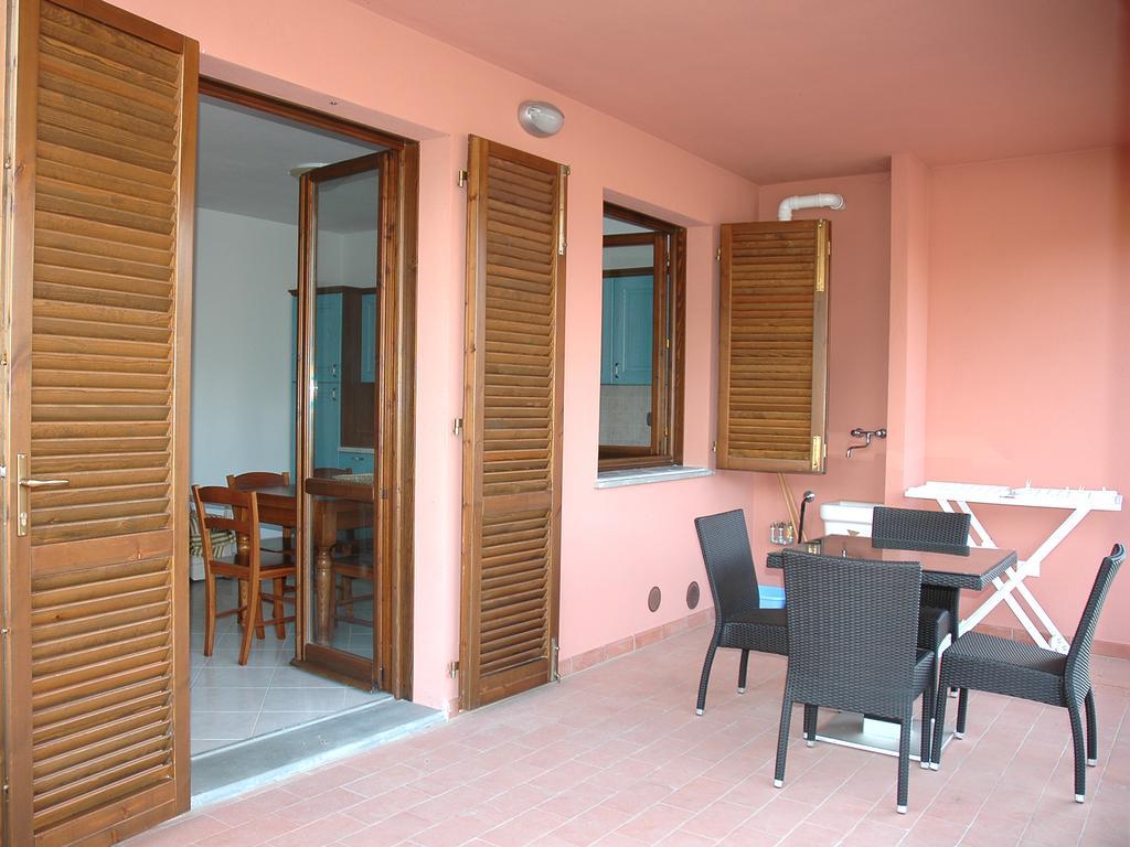 Baia Fiorita Daire Porto Azzurro Dış mekan fotoğraf
